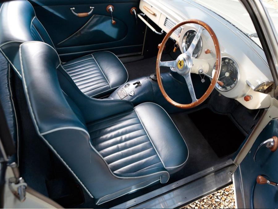  Ferrari 212 Inter Coupe (0221EL) 1952 года  (фото 4 из 17)